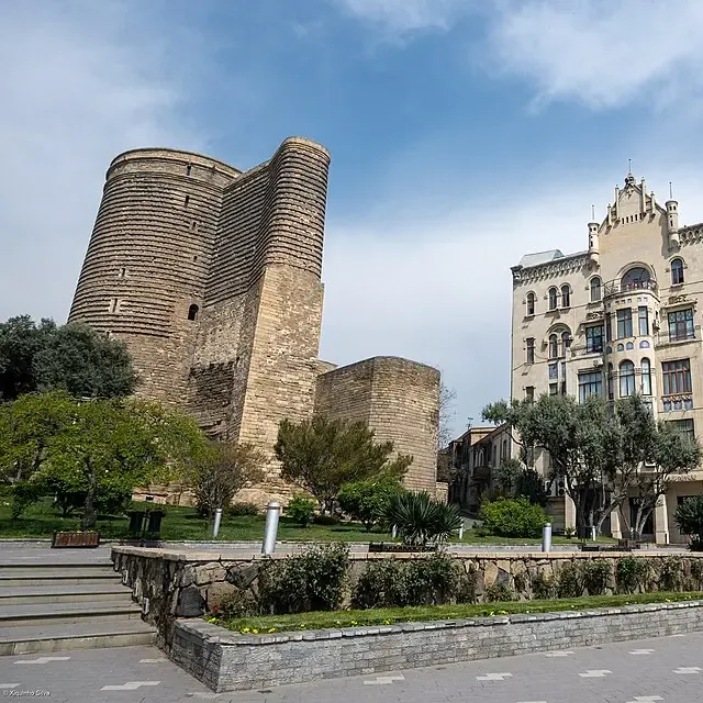 Bakıya, şəhər otelləri