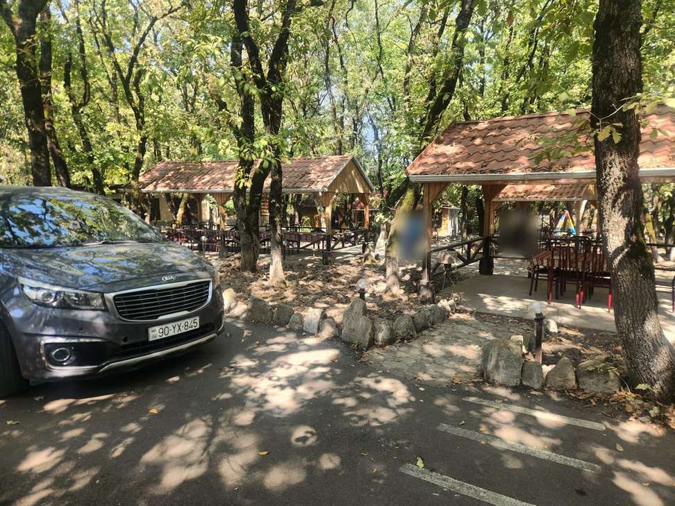 Şamaxıda şərab dequstasiyası və Ağsu aşırımında nahar