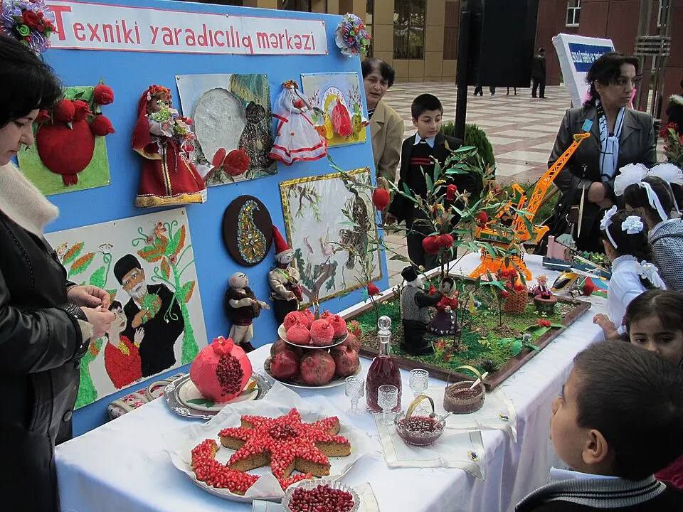 Göyçayda Nar Bayramı: Bakıdan bir günlük səfər
